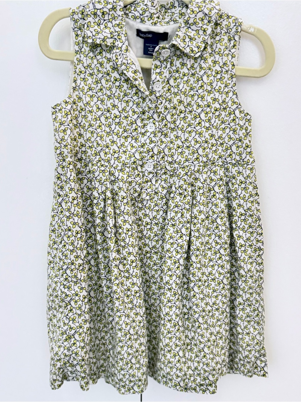 BabyGap sleeveless ditsy floral collared button-front dress